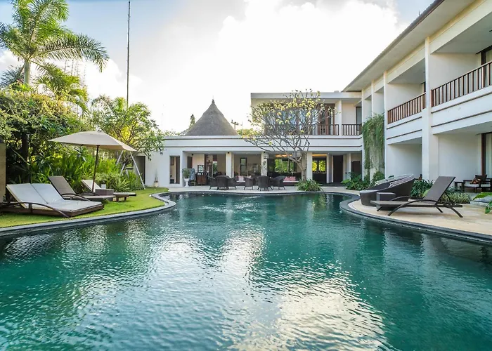 Villa Diana Bali 14 Bedrooms Seminyak 